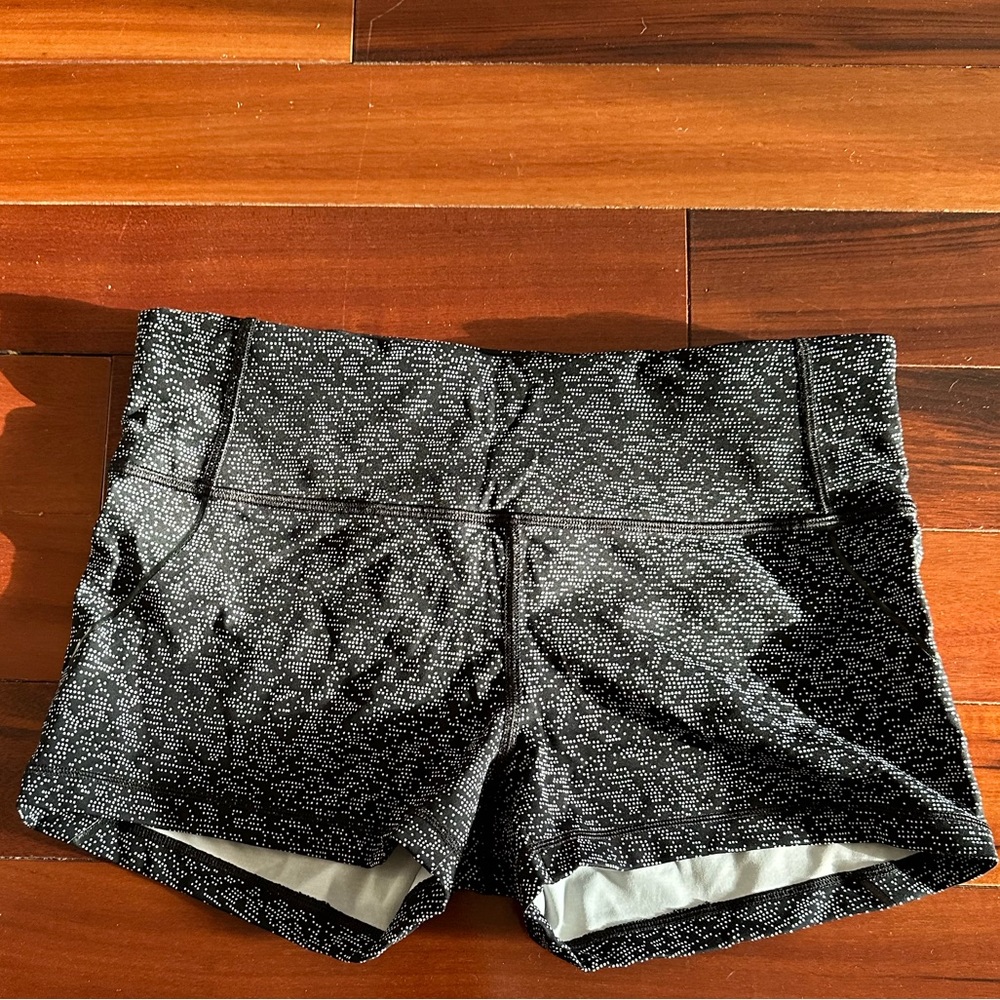 Lululemon Women's Athletic Heathered Black Shorts